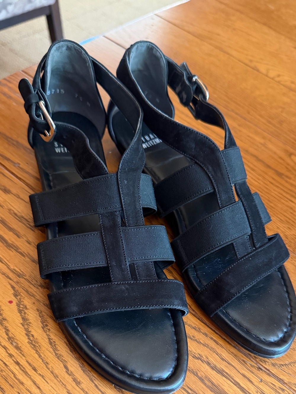 Stuart Weitzman Black Strappy Women's Sandals - Classic Comfort. 7 1/2 N
